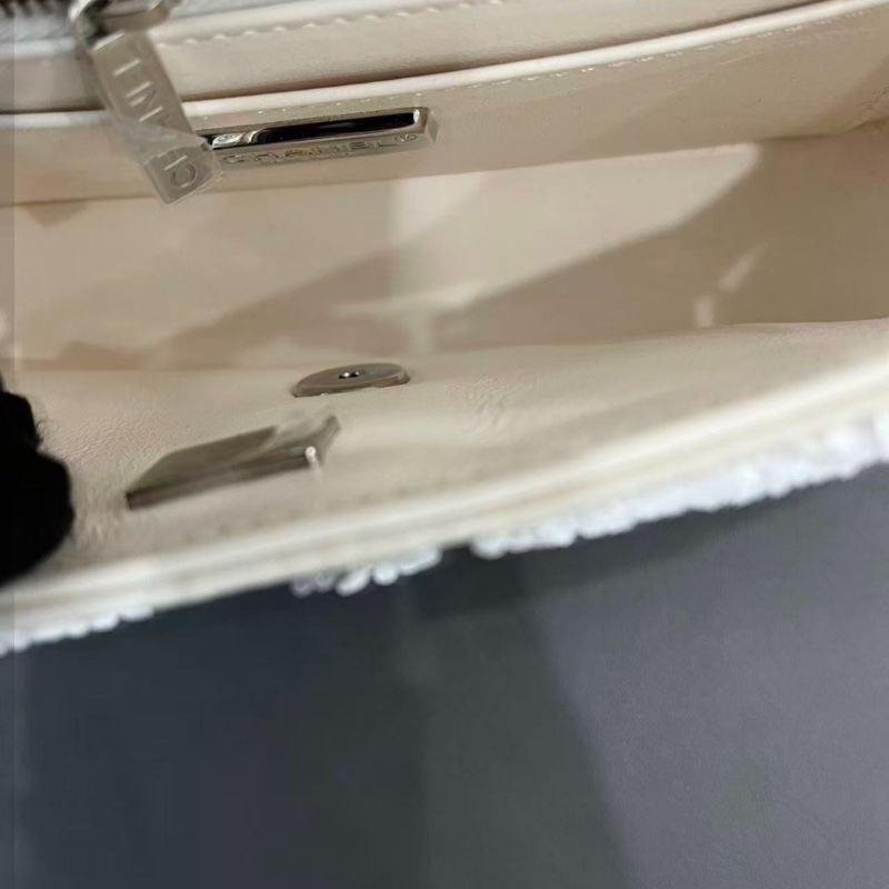 【冬日雪白❤️超特別✨】CHANEL 24B 白色 蝴蝶結亮片CF 22cm-10