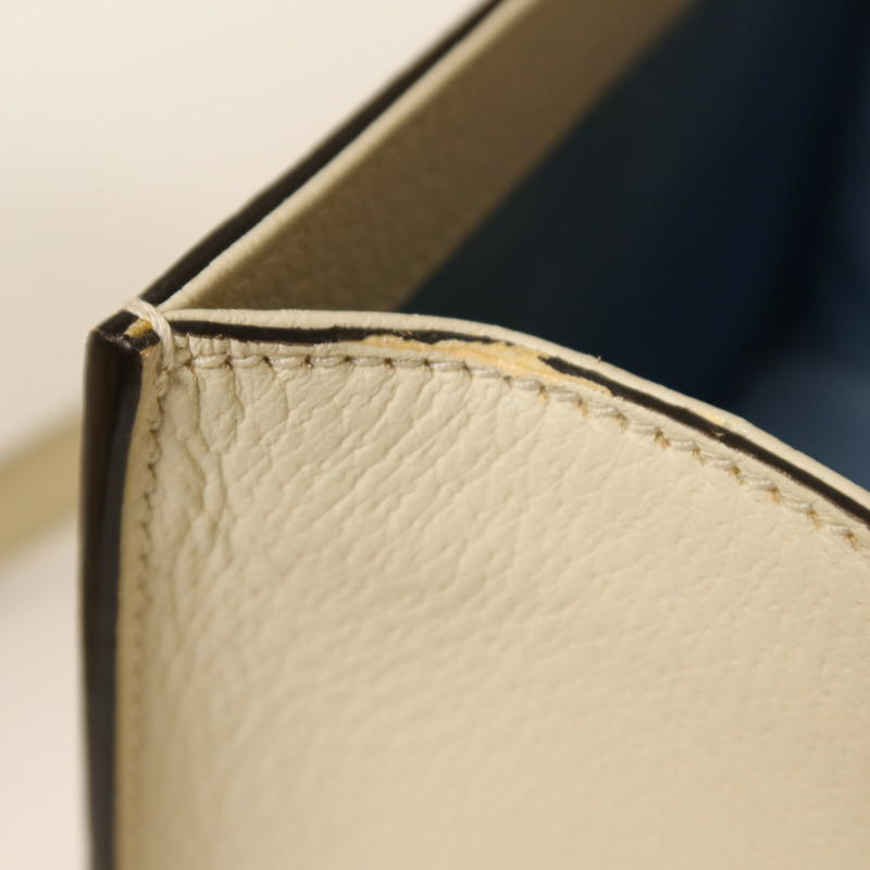 GUCCI 牛皮皮革Sylvie Bag金扣手挽肩背兩用袋-17