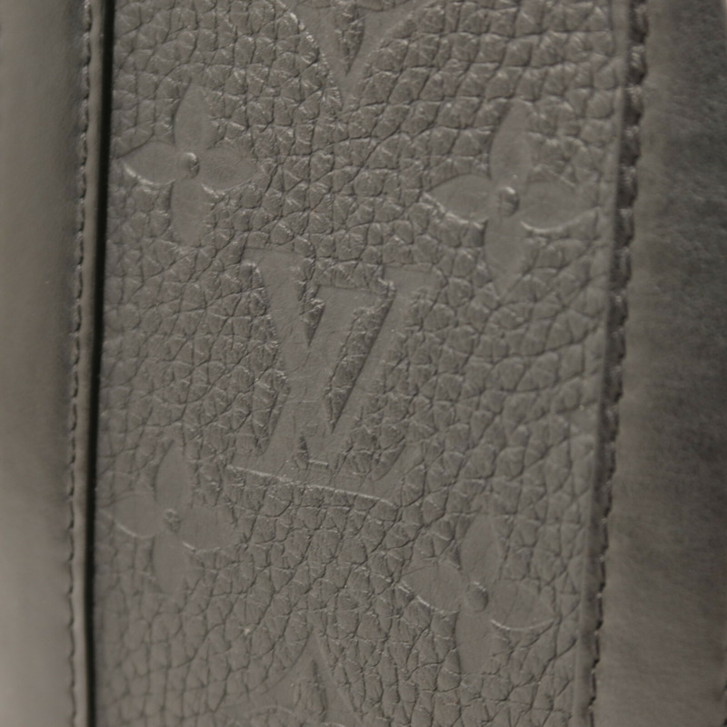 LOUIS VUITTON Monogram Taurillon Soft Trunk肩背袋-9