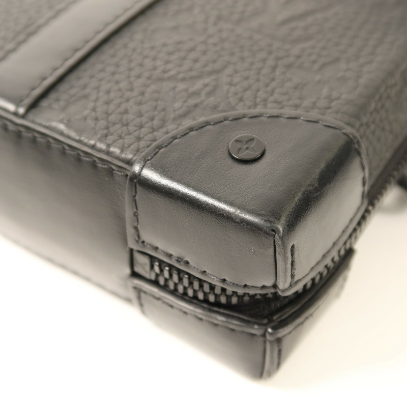LOUIS VUITTON Monogram Taurillon Soft Trunk肩背袋-11