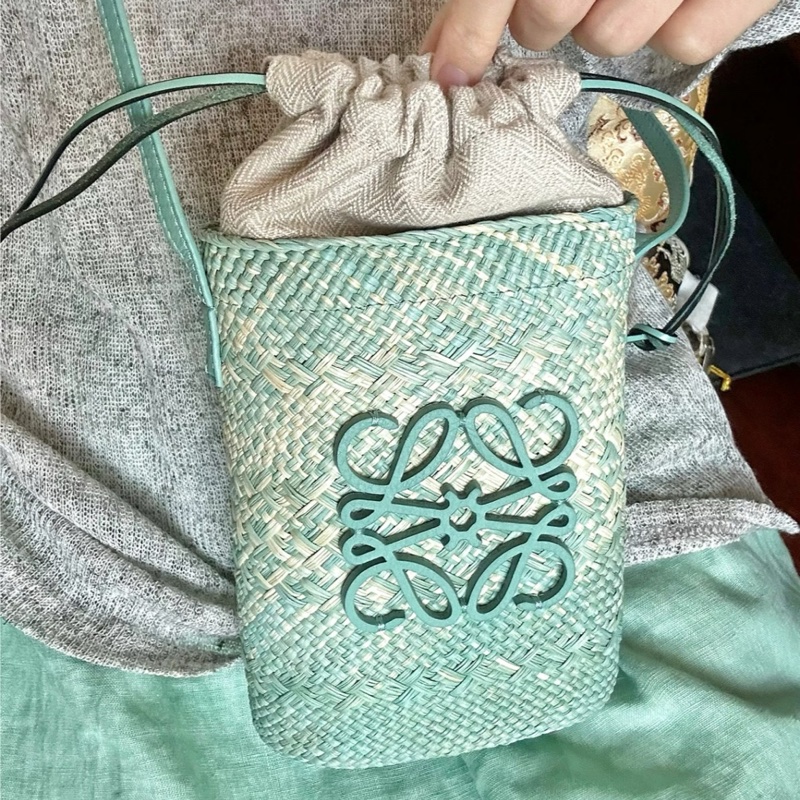 Loewe 草編包-2