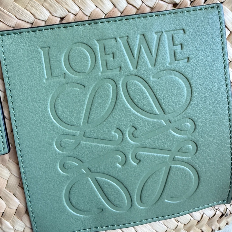 Loewe草編包-3