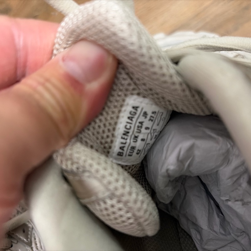 巴黎世家 輪胎鞋 蛋殼色 42號-9