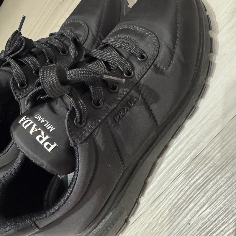 PRADA 尼龍 休閒鞋-1