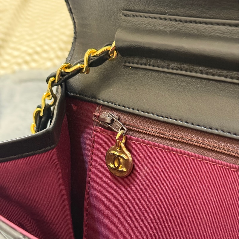 Chanel Vintage CF25 菱格羊皮信封包-14