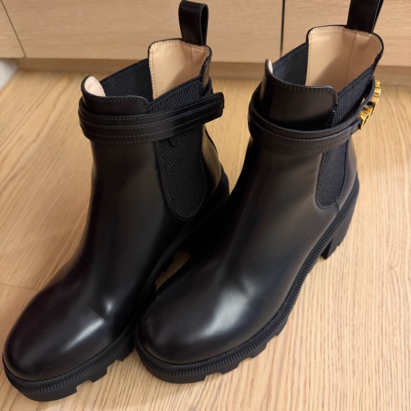 全新Gucci黑色短靴-5