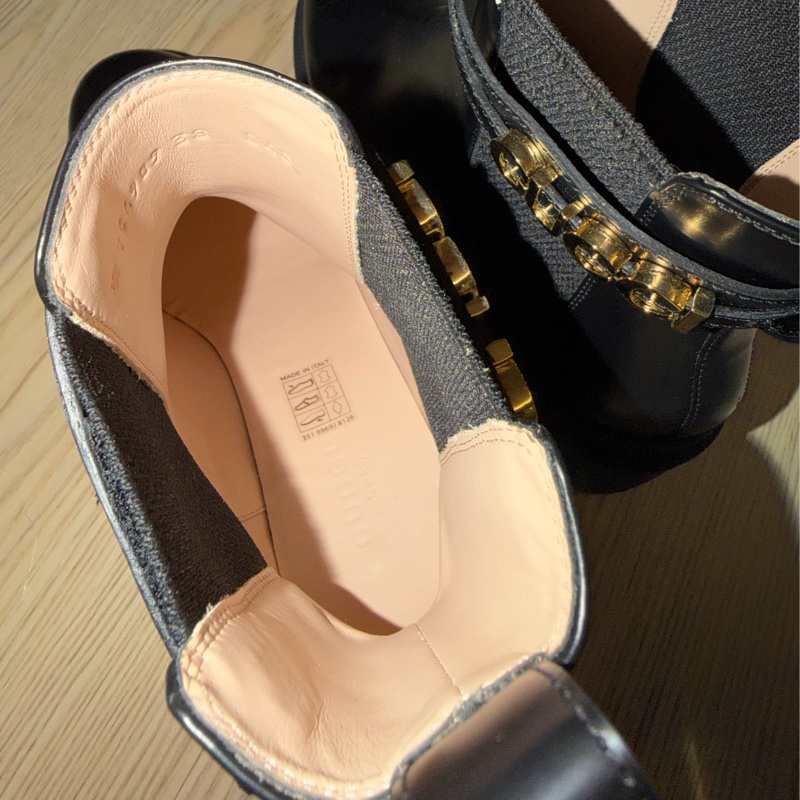 全新Gucci黑色短靴-6