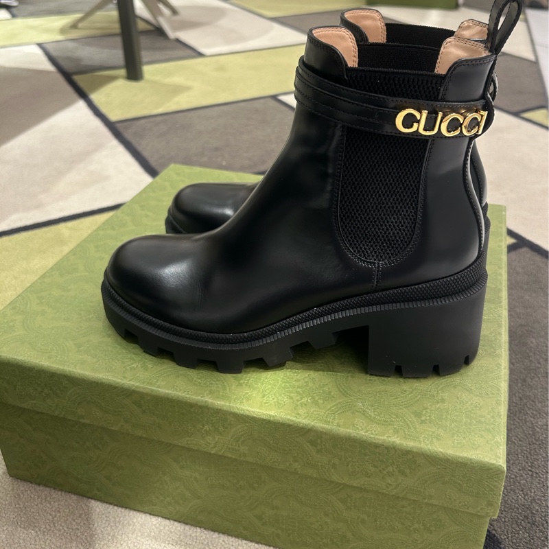 全新Gucci黑色短靴-10
