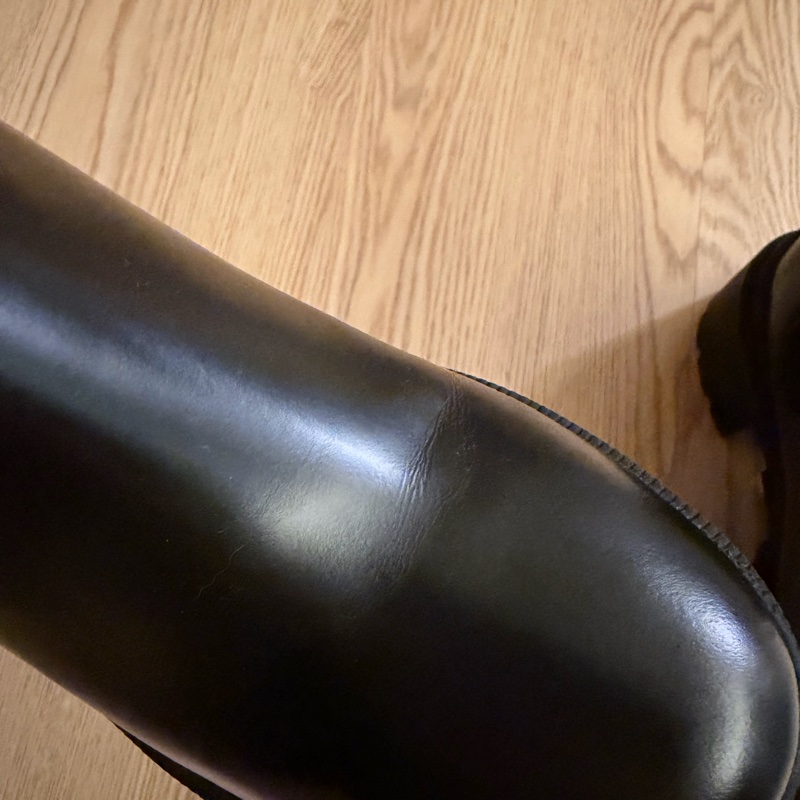 全新Gucci黑色短靴-12