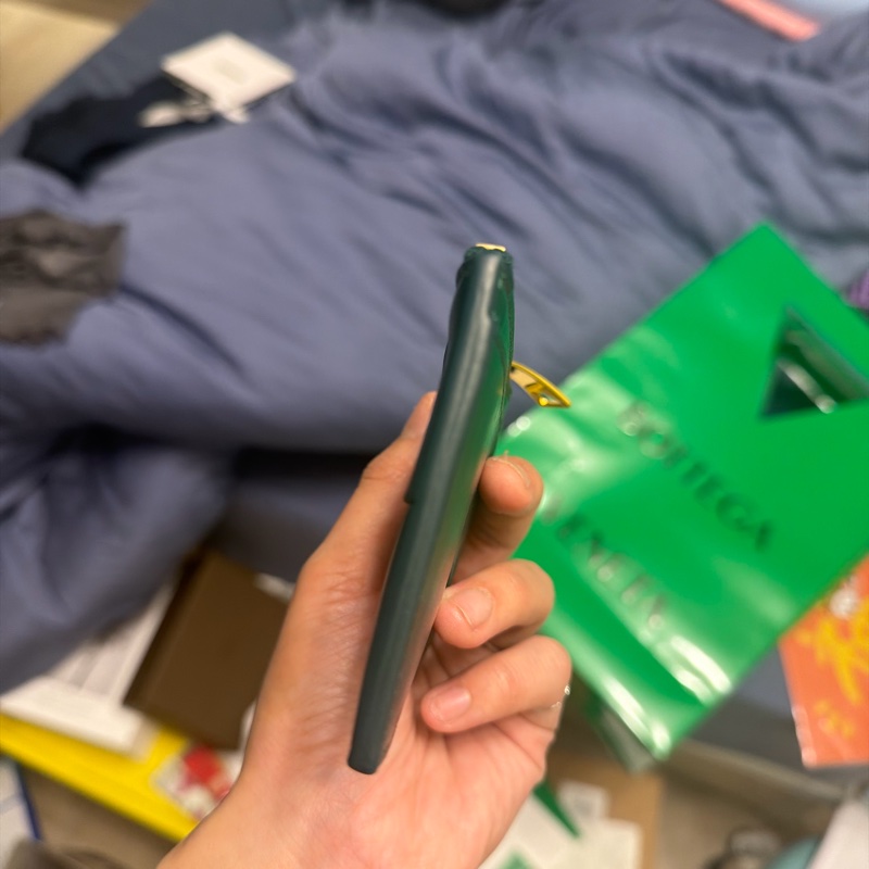 BV 綠色卡夾。Cassette Zipped Card Case-12