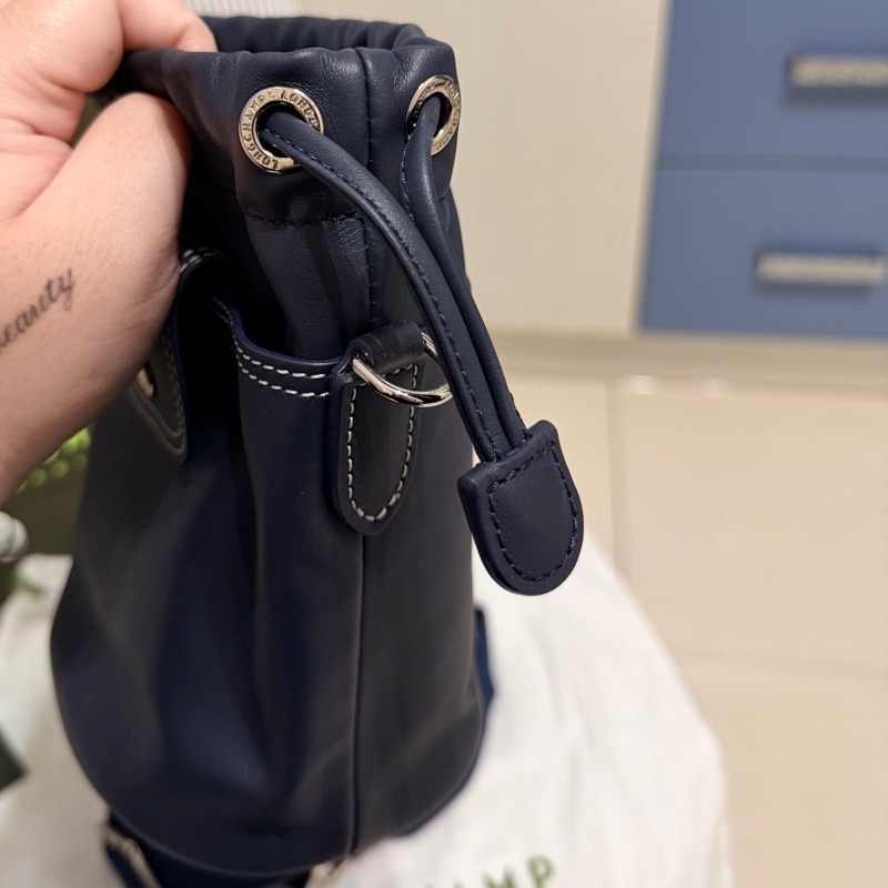 Longchamp Le Pliage Xtra XS 奔馬烙印牛皮抽繩水桶包 斜背包 深藍-5