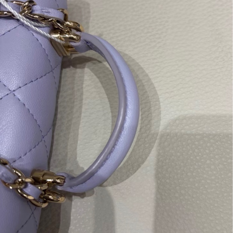 【98新✨ 全網最低價】 31開帶卡 Chanel mini woc 香芋紫 金扣 羊皮 手柄斜挎包 王心凌同款(下單前先詢問庫存❗️）-7