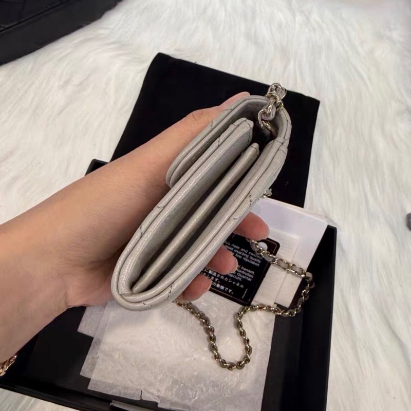 【95新 ✨ 全網最低價！】31開帶卡 Chanel 香奈兒 灰色菱格紋小卡包 帶鏈條 （下單前先詢問庫存❗️）-4