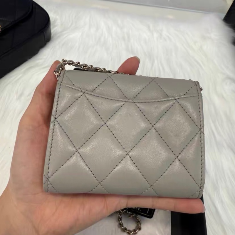 【95新 ✨ 全網最低價！】31開帶卡 Chanel 香奈兒 灰色菱格紋小卡包 帶鏈條 （下單前先詢問庫存❗️）-6