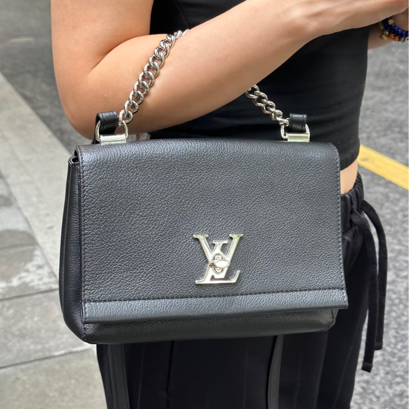 99新🆕日常款😍😍Lv路易威登黑銀小號lock me全皮鏈條包手提斜挎包-1