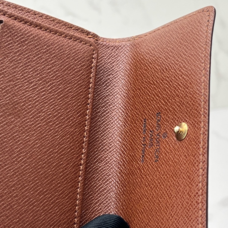 💗香緹國際精品💗 817 LV 三折短夾-13