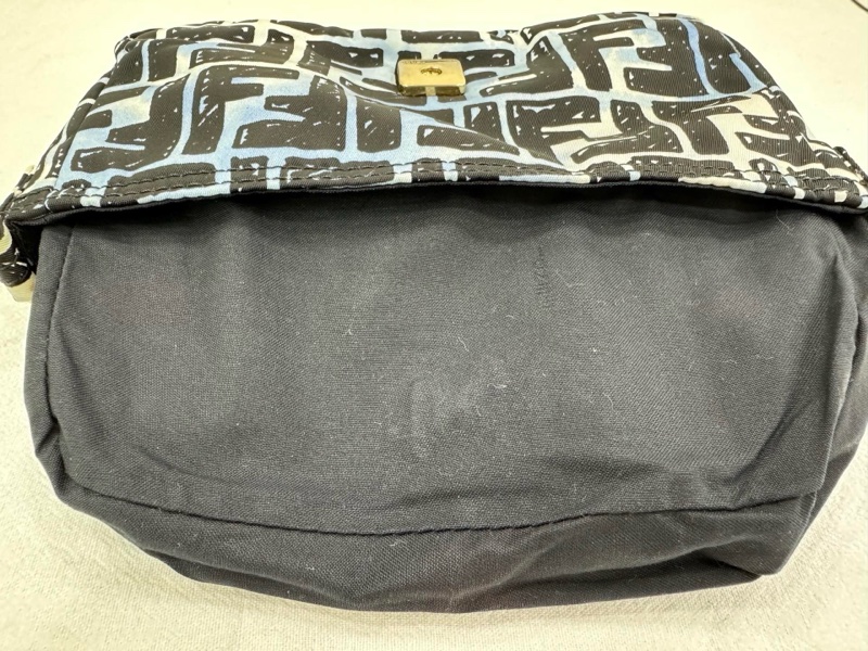 Fendi 芬迪 加州天空 聯名logo 法國包 尺寸18×10 肩斜背包-11