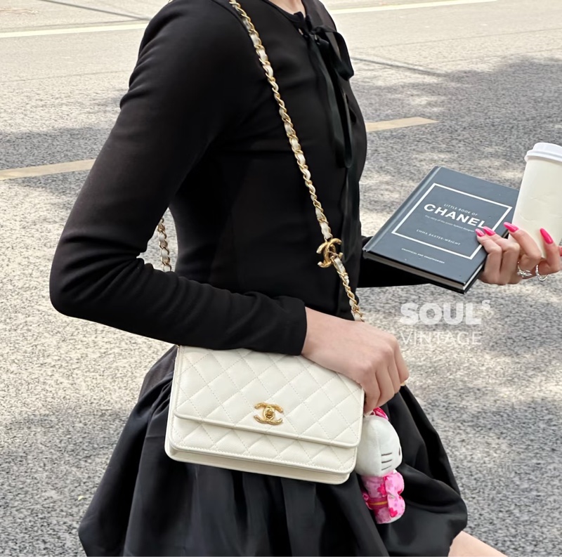 ✨Chanel 23P 白金羊皮woc 晶片款🤍-1