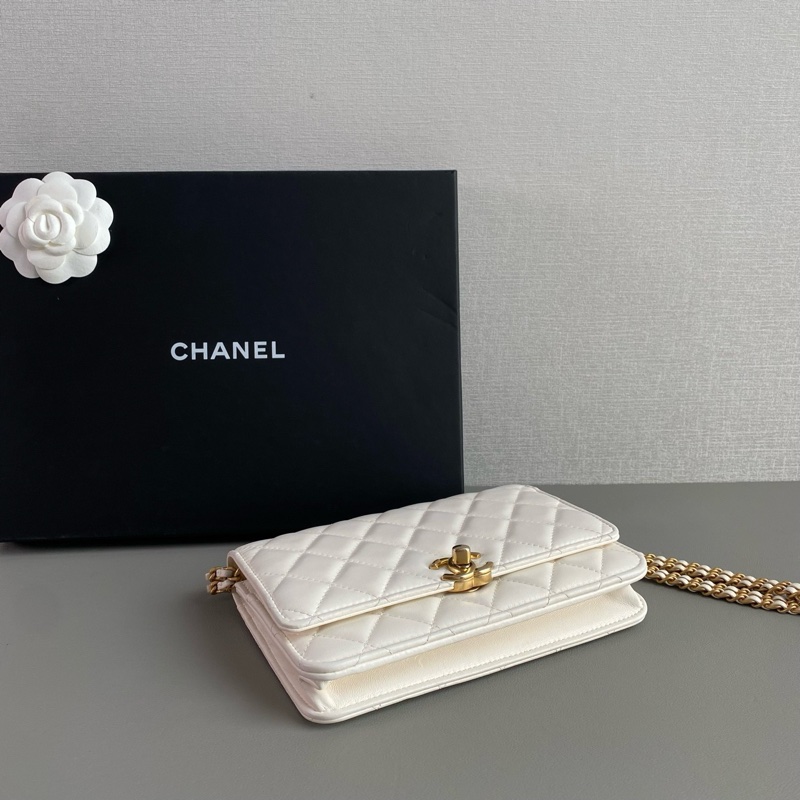 ✨Chanel 23P 白金羊皮woc 晶片款🤍-8