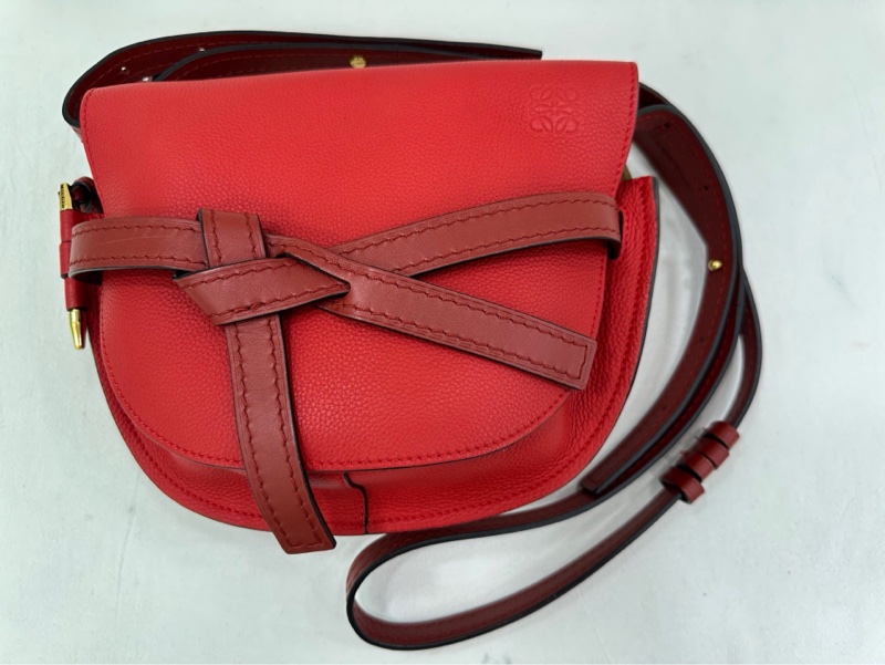 LOEWE/羅意威gate中型紅色馬鞍肩斜背包-0