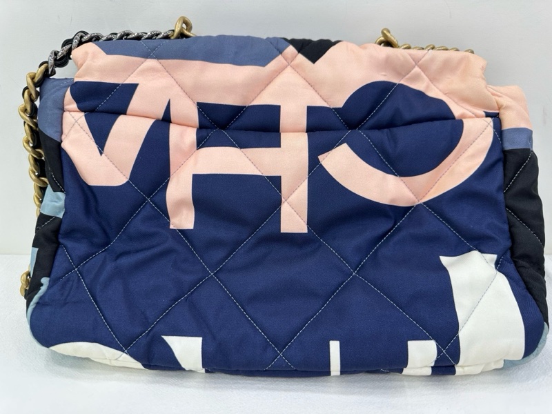 Chanel香奈兒帆布塗鴉19bag maxi大號 鐳射30開 尺寸:36*25*11-6