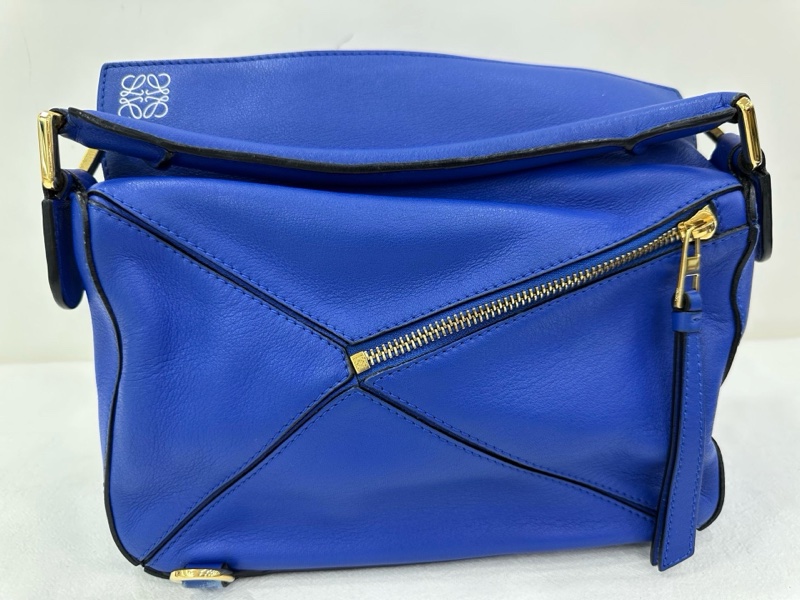 Loewe 羅意威 Puzzle 系列 小號藍色幾何包 有使用痕跡 尺寸:24×15-1