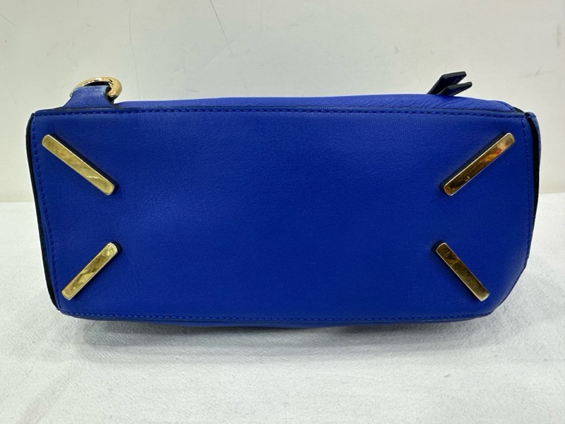 Loewe 羅意威 Puzzle 系列 小號藍色幾何包 有使用痕跡 尺寸:24×15-3