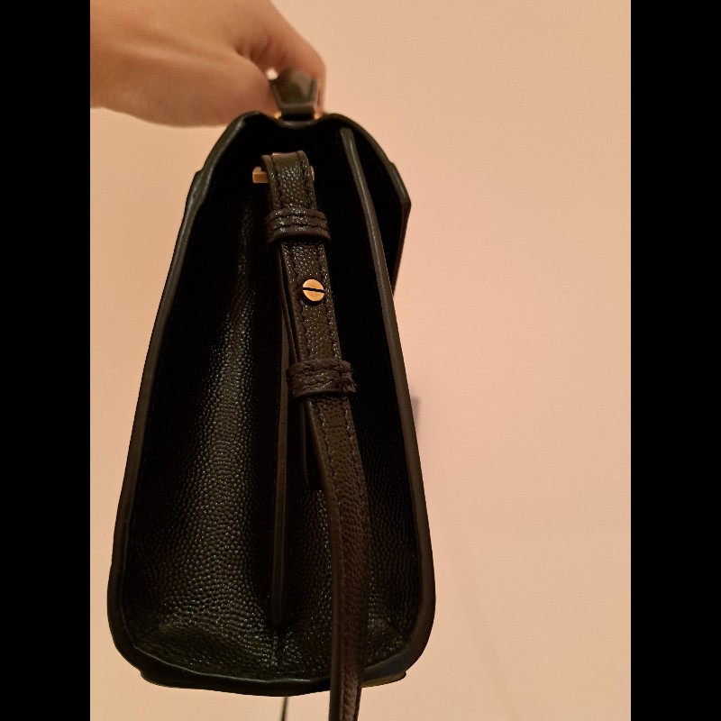 YSL 聖羅蘭Saint Laurent Cassandra粒面壓紋皮革迷你手挽袋
黑色-3