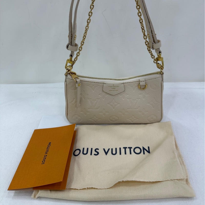 LV Easy Pouch On Strap 路易威登 女士包款 奶油白純皮 壓花牛皮 肩背包 晶片有購證 尺寸:20*12cm-1