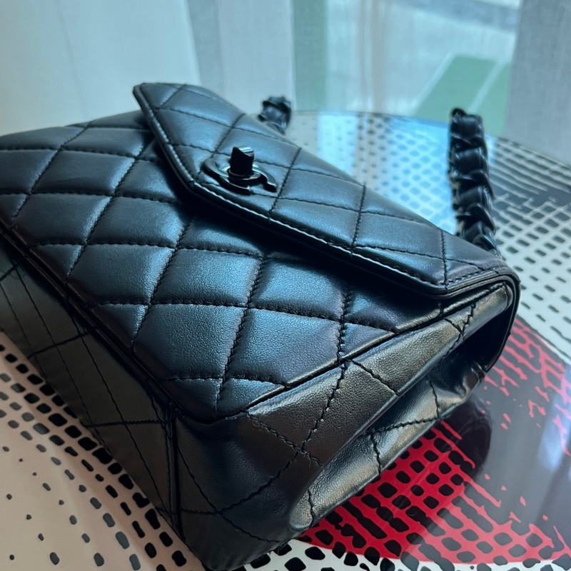 香奈兒CHANEL So Black 中古包 稀有全黑系列側背老香 方胖粗背帶肩背款-9