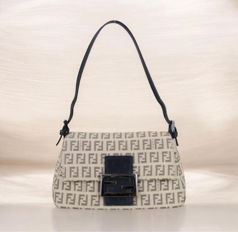 「JL精品代購」9新 FENDI 奶茶拼黑胖丁法棍-0