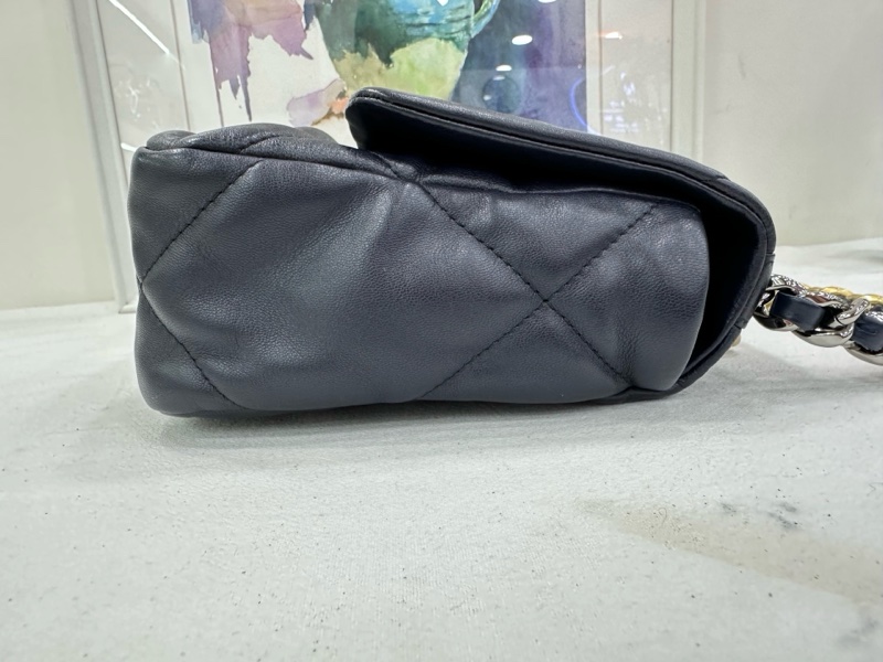 Chanel香奈爾深藍晶片19bag中號 原始成色非常好 包型好 大小適中 25 x 7.5 x 15.5-3