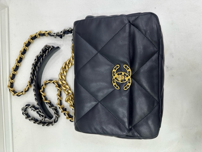Chanel香奈爾深藍晶片19bag中號 原始成色非常好 包型好 大小適中 25 x 7.5 x 15.5-4