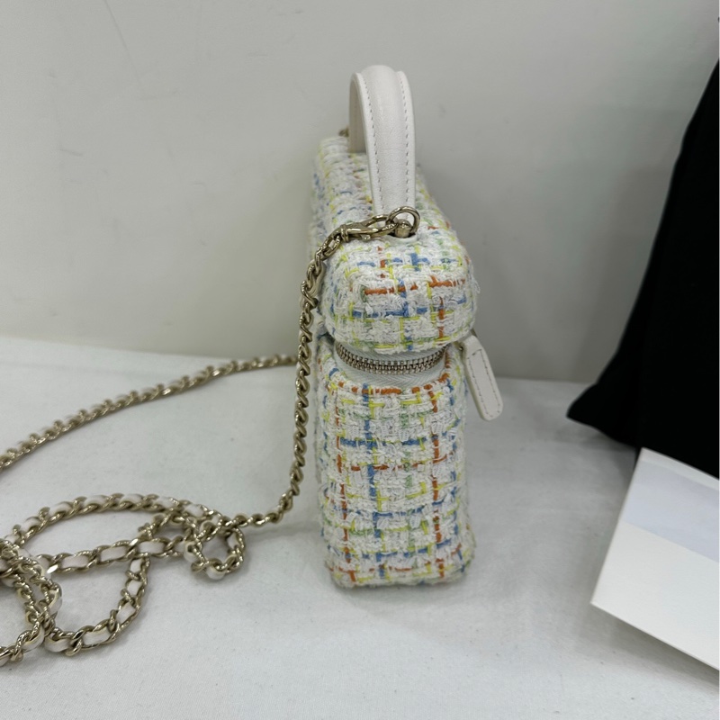 Chanel 香奈兒 25C 白色金扣毛呢LP便當盒 有購證-2