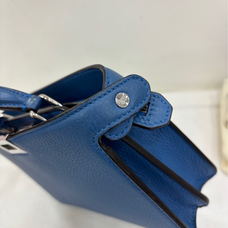 Fendi 芬迪peekaboo mini 尺寸23*14.5cm-7