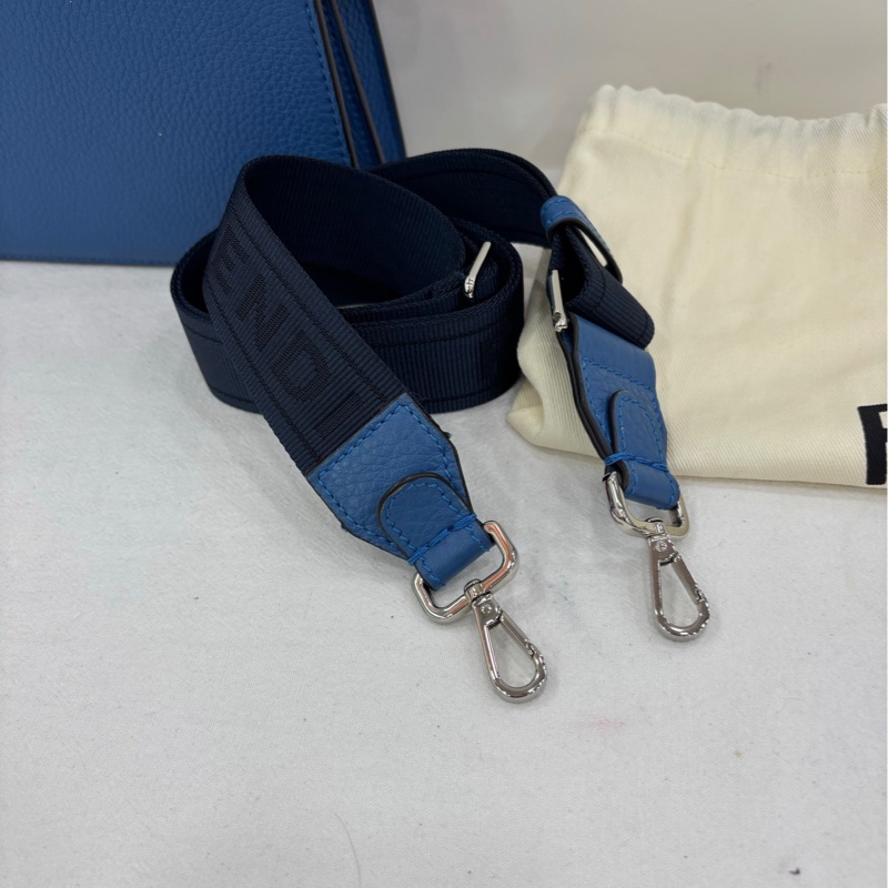 Fendi 芬迪peekaboo mini 尺寸23*14.5cm-8