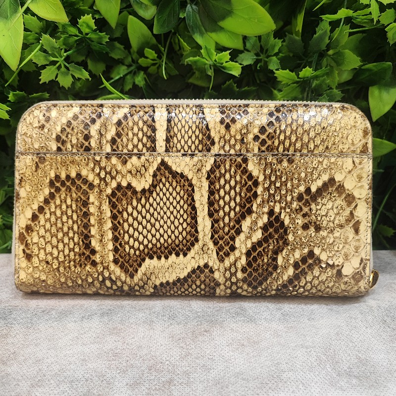 D & G Long Wallet-1