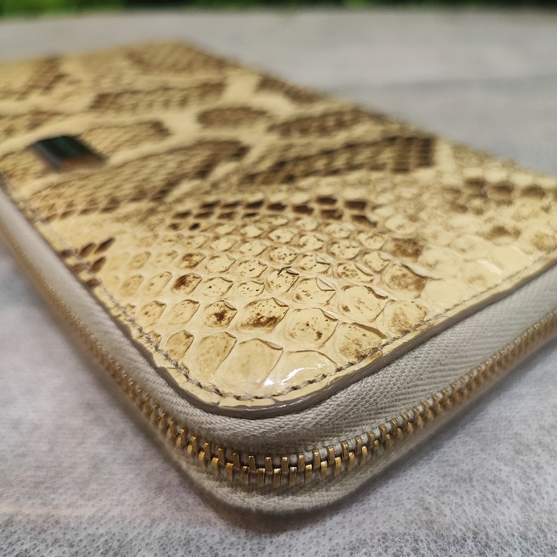 D & G Long Wallet-5