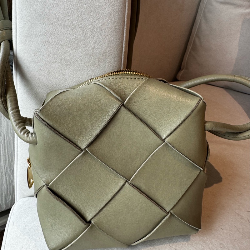 BOTTEGA VENETA Mini Cassette Camera Bag編織/相機包-2