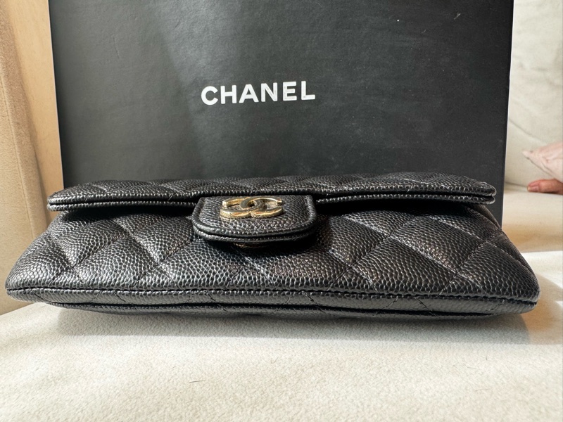 《Chanel》香奈兒WOC Mini牛皮鏈條小包/手機包-1