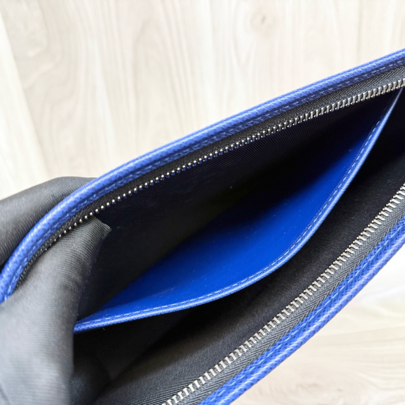 LV海洋藍色牛皮銀鍊Pochette Voyage MM手拿包M30423-14