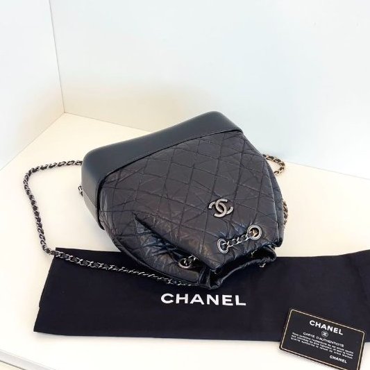 香奈兒/Chanel Gabrielle全黑色流浪小號後背包 經典金銀鴛鴦皮穿鏈條皺褶菱格牛皮-4