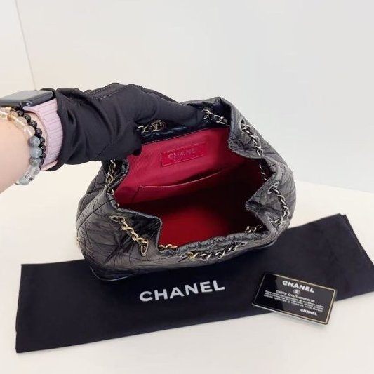 香奈兒/Chanel Gabrielle全黑色流浪小號後背包 經典金銀鴛鴦皮穿鏈條皺褶菱格牛皮-9