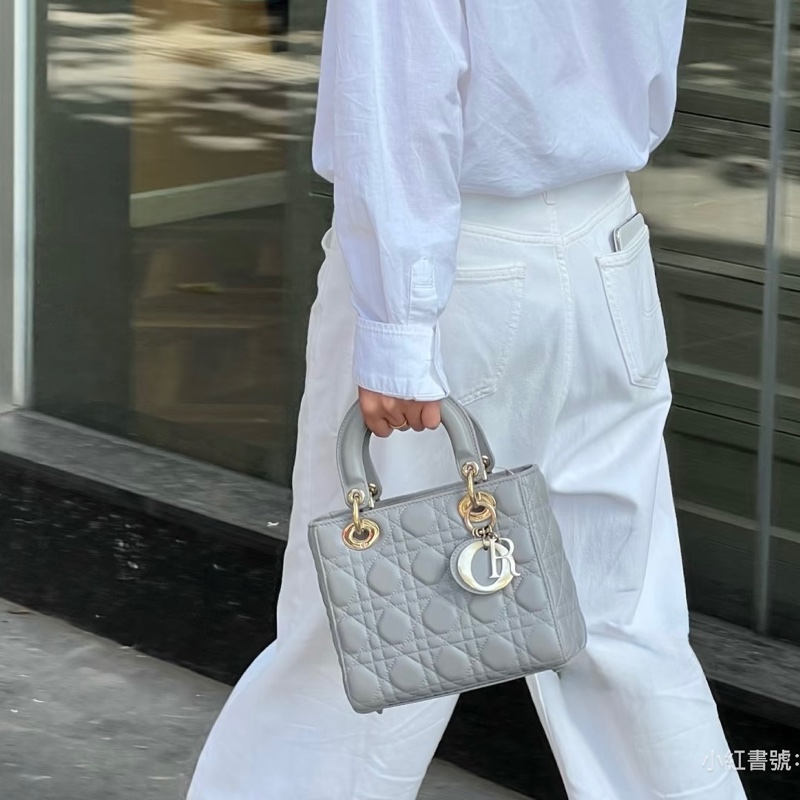 DIOR霧霾藍灰藤格紋小牛皮Lady Dior黛妃包M0538-1