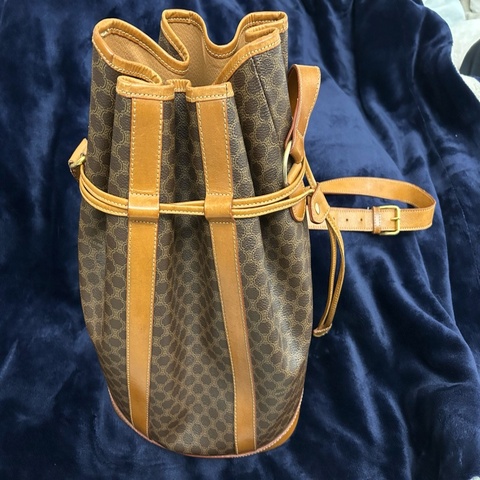 Celine 復古老花水桶包