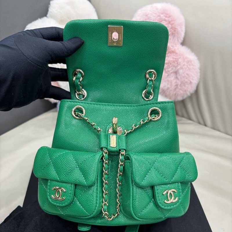 近新品 香奈兒/Chanel 荔枝紋牛皮綠色金扣Duma青蛙小號後背包 芯片款-9