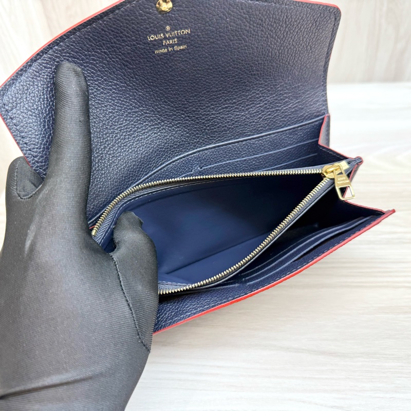 LV海軍藍牛皮壓紋滾紅邊信封式長夾M62125-9