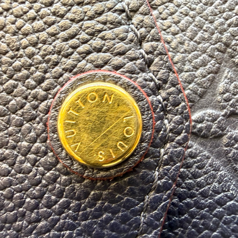 LV海軍藍牛皮壓紋滾紅邊信封式長夾M62125-14