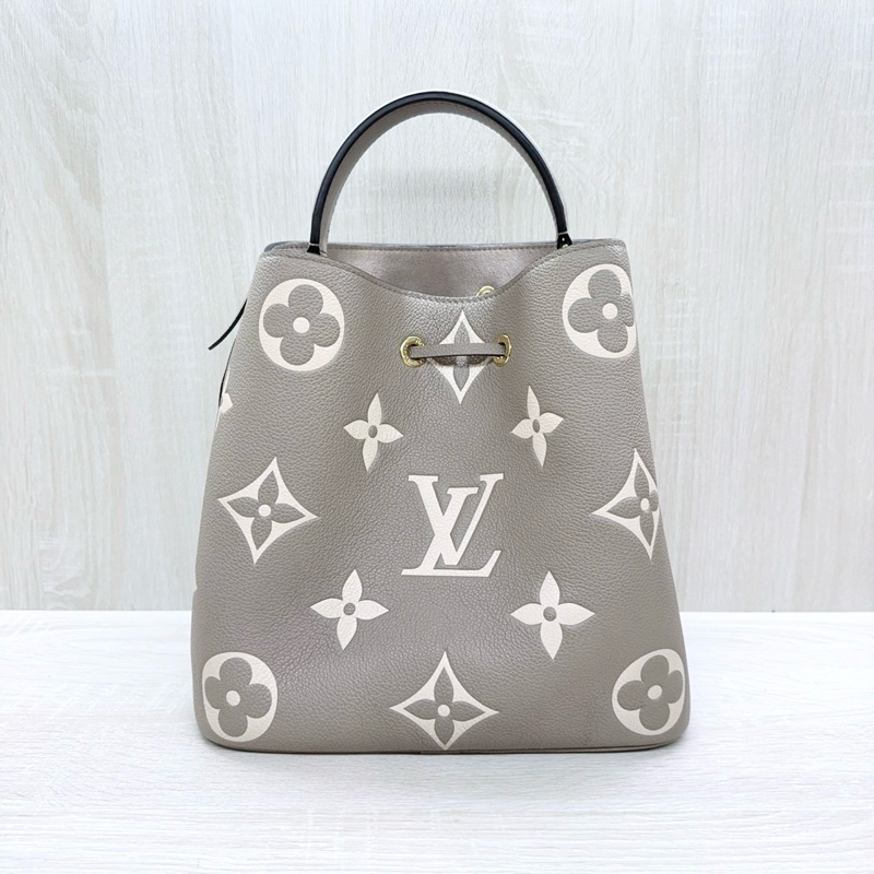 LV斑鳩灰牛皮NeonoeMM抽繩水桶包M45555-3