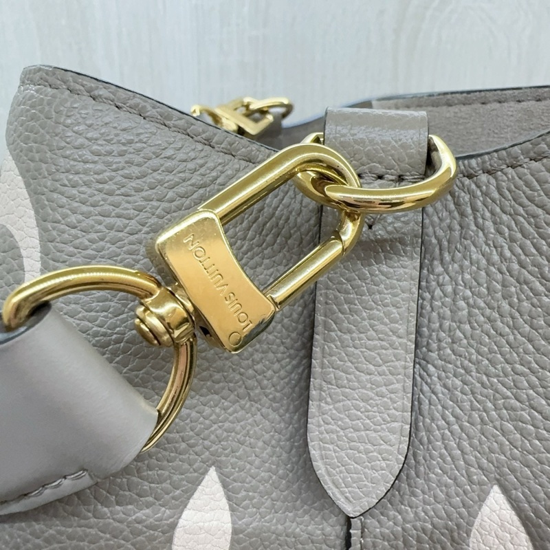 LV斑鳩灰牛皮NeonoeMM抽繩水桶包M45555-20